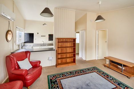 Photo of property in 7a Helvetia Grove, Naenae, Lower Hutt, 5011