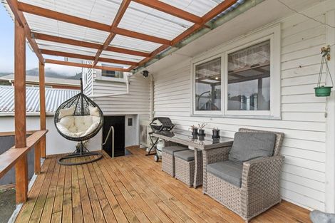 Photo of property in 2 Henton Street, Te Aroha, 3320