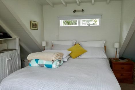 Photo of property in 27 Hastings Parade, Devonport, Auckland, 0624