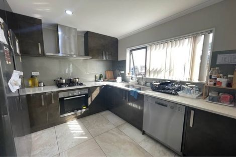 Photo of property in 14a Elliot Street, Howick, Auckland, 2014