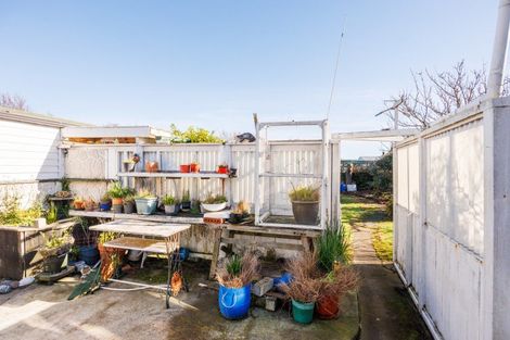 Photo of property in 25 Easton Street, Foxton, 4814