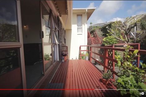 Photo of property in 1/4 Lydford Place, Glendene, Auckland, 0602