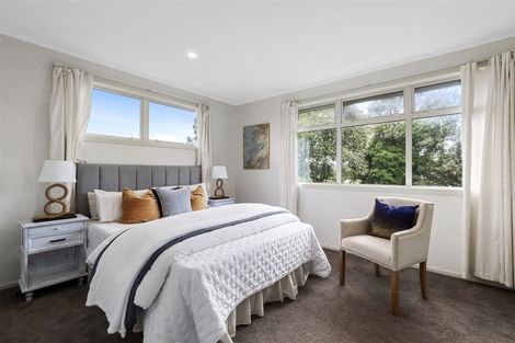 Photo of property in 8 Altona Road, Forrest Hill, Auckland, 0620