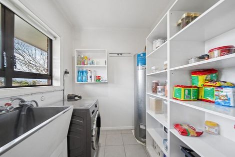 Photo of property in 3 Mckean Avenue, Manurewa, Auckland, 2102
