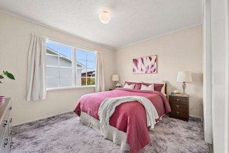 Photo of property in 1/95 Whites Line East, Waiwhetu, Lower Hutt, 5010