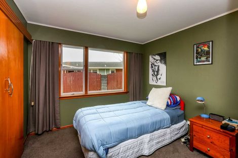 Photo of property in 25 Manu Crescent, Upper Vogeltown, New Plymouth, 4310