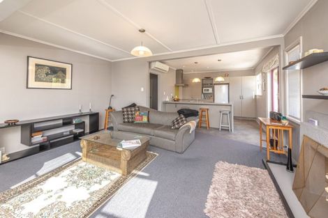 Photo of property in 6 Dickson Crescent, Saint Johns Hill, Whanganui, 4500