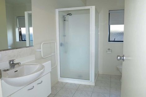 Photo of property in 10 Aaronville Way, East Tamaki, Auckland, 2016