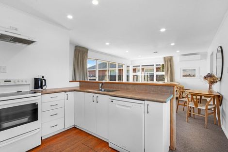 Photo of property in 15 Wingate Street, Redwood, Christchurch, 8051