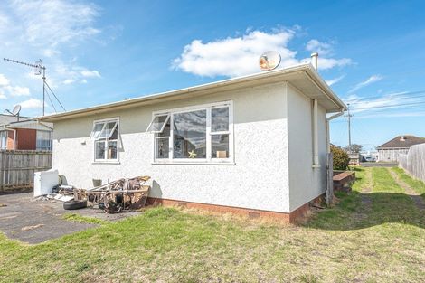 Photo of property in 138 Puriri Street, Castlecliff, Whanganui, 4501