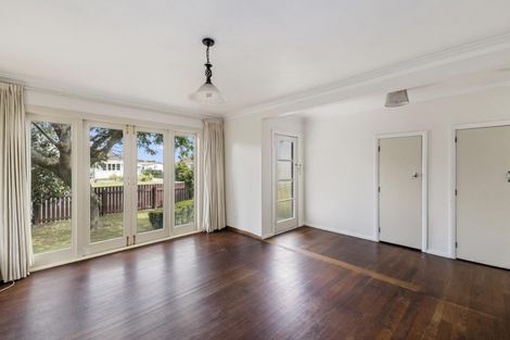 Photo of property in 13 Saint Annes Street, Levin, 5510