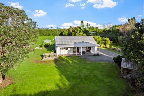 Photo of property in 242b Omaha Flats Road, Tawharanui Peninsula, 0986