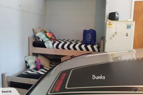 Photo of property in 4 Seaview Road, Cable Bay, 0420