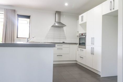 Photo of property in 9 Merrimana Drive, Thames, 3500