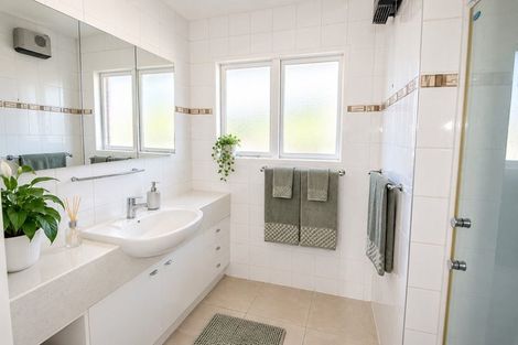 Photo of property in 7 Vancouver Crescent, Wainoni, Christchurch, 8061