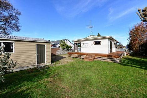 Photo of property in 6 Camellia Place, Hamilton Lake, Hamilton, 3204