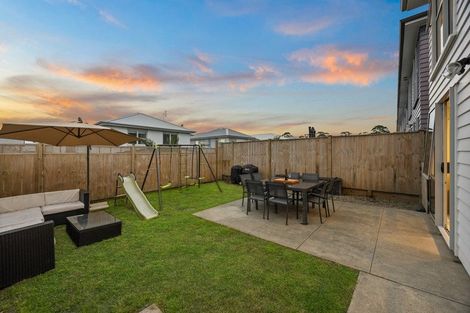 Photo of property in 27 Forbes Mccammon Drive, Swanson, Auckland, 0614