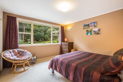 Photo of property in 3 Glentui Grove, Khandallah, Wellington, 6035