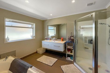 Photo of property in 14 Hector Drive, Rototuna North, Hamilton, 3210