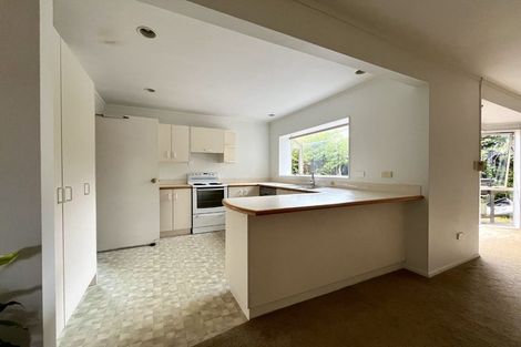 Photo of property in 237a Point Chevalier Road, Point Chevalier, Auckland, 1022