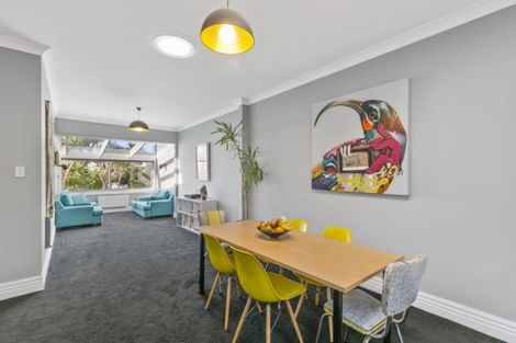 Photo of property in 7 Northland Road, Northland, Wellington, 6012