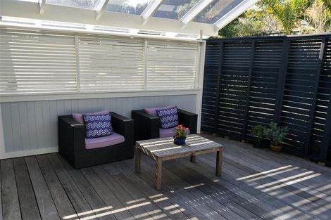 Photo of property in 54e Birkdale Road, Birkdale, Auckland, 0626
