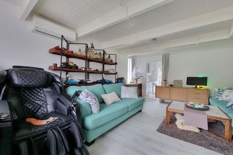 Photo of property in 22a Ranelagh Street, Karori, Wellington, 6012