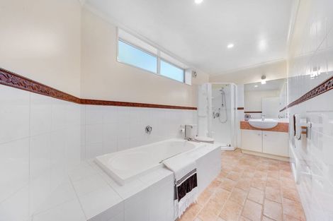 Photo of property in 16 John Rymer Place, Kohimarama, Auckland, 1071