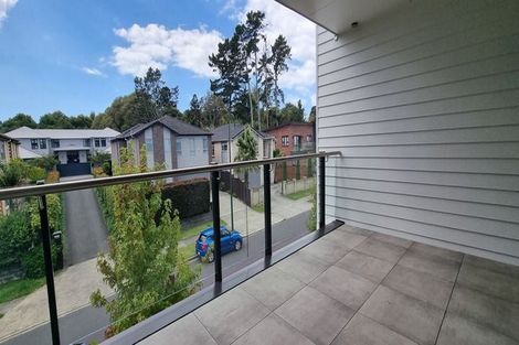 Photo of property in 10/11 Carlos Drive, Flat Bush, Auckland, 2016