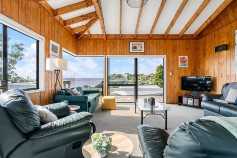 Photo of property in 409 Onemana Drive, Onemana, Whangamata, 3691