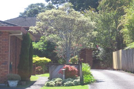 Photo of property in 1/5 Westbourne Road, Murrays Bay, Auckland, 0630