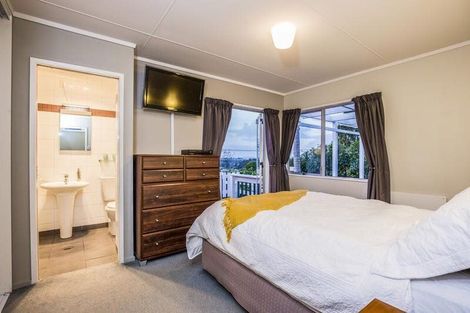 Photo of property in 79 Colwill Road, Massey, Auckland, 0614