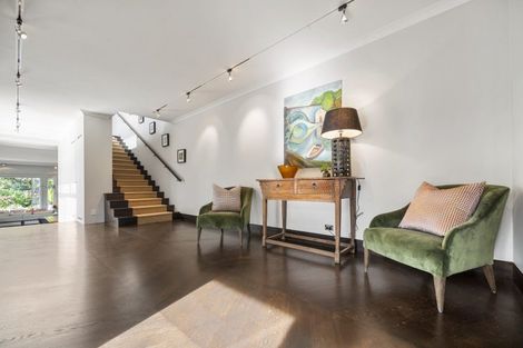 Photo of property in 5 Bridgewater Road, Parnell, Auckland, 1052