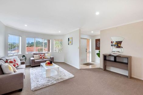 Photo of property in 27 Gendo Avenue, Henderson, Auckland, 0612