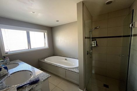 Photo of property in 11 Bevan Place, Wanaka, 9305