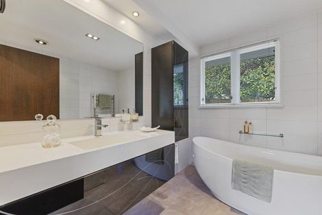 Photo of property in 9 Park Lane, Fairfield, Dunedin, 9018