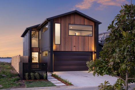 Photo of property in 31 Hinaki Street, Poike, Tauranga, 3112