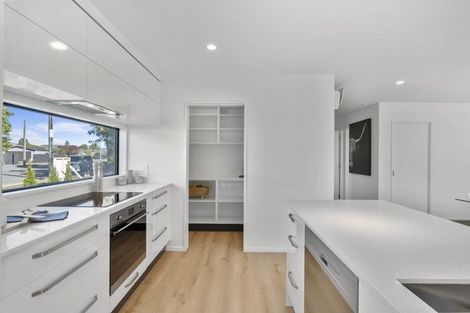 Photo of property in 26a Middlepark Road, Sockburn, Christchurch, 8042