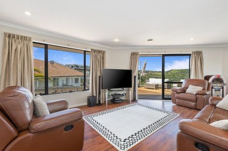 Photo of property in 34 Kotanui Avenue, Army Bay, Whangaparaoa, 0930