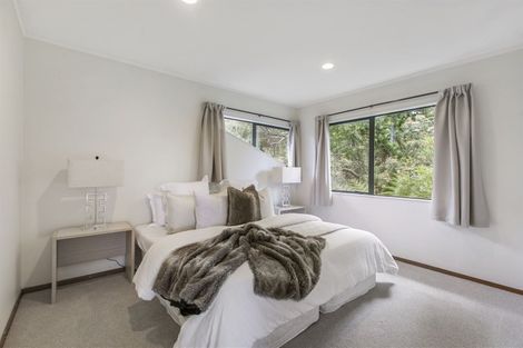 Photo of property in 25 Stephanie Close, Glenfield, Auckland, 0629