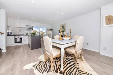 Photo of property in 85 Bordeaux Parade, Te Atatu South, Auckland, 0610