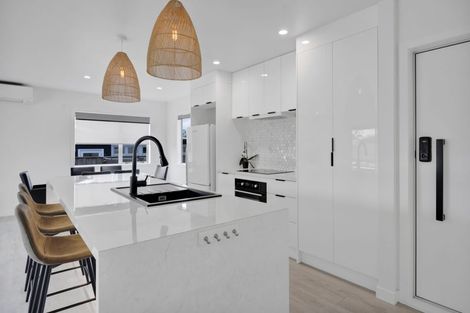 Photo of property in 56 Warwick Road, Stratford, 4332