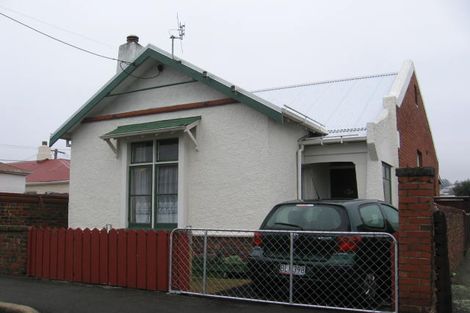 Photo of property in 18 Bathgate Street, South Dunedin, Dunedin, 9012