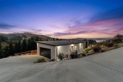 Photo of property in 17 Kingsgate Lane, Waihola, Milton, 9073