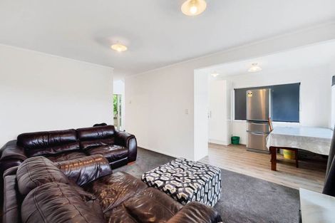 Photo of property in 53 Pooks Road, Ranui, Auckland, 0612