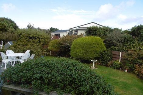 Photo of property in 28 Annan Grove, Papakowhai, Porirua, 5024