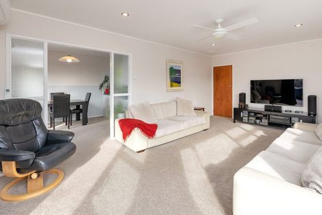 Photo of property in 35 Parkland Crescent, Te Kamo, Whangarei, 0112