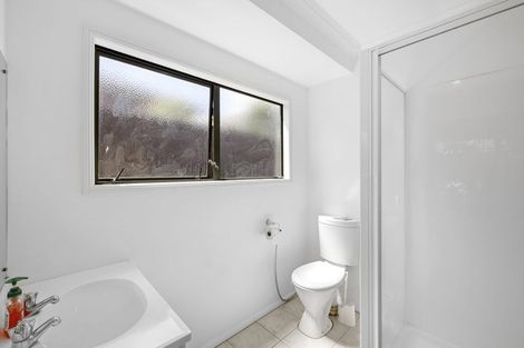 Photo of property in 33 Karamea Street, Whalers Gate, New Plymouth, 4310