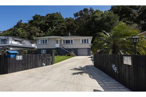 Photo of property in 25 Whangarei Heads Road, Onerahi, Whangarei, 0110