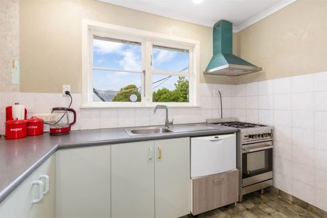 Photo of property in 5 The Strand, Wainuiomata, Lower Hutt, 5014